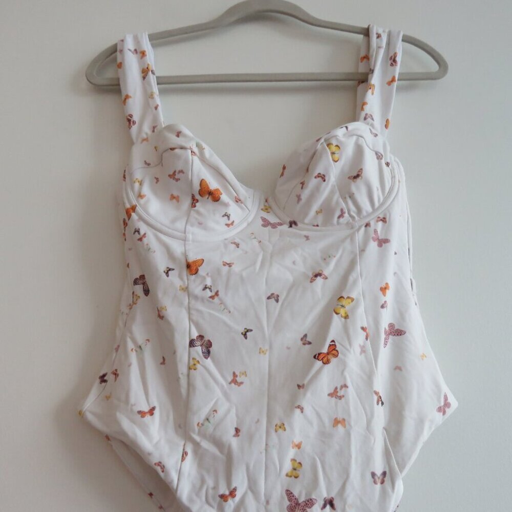 WEWOREWHAT Vintage Danielle One Piece Swimsuit White Butterfly Print - Size M - Picture 11 of 15